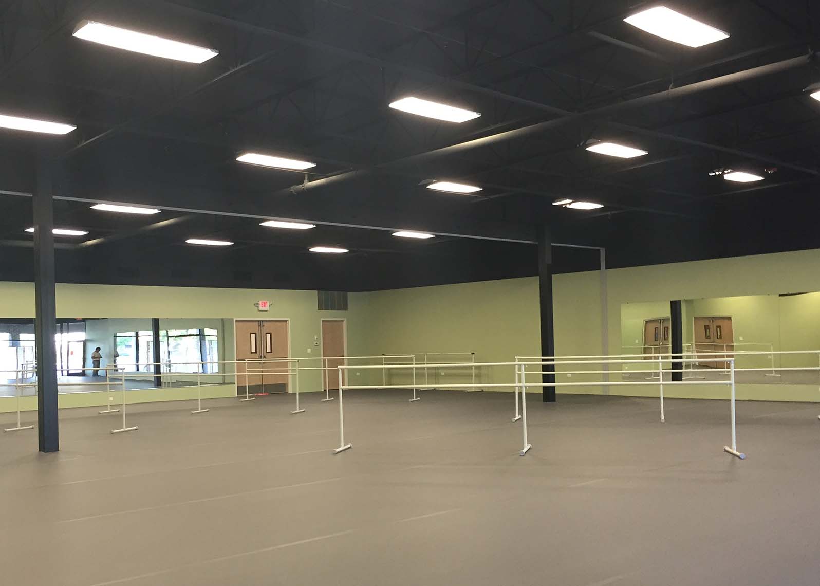 Studio 5 at Dance Center Evanston with portal ballet barres set up in the room